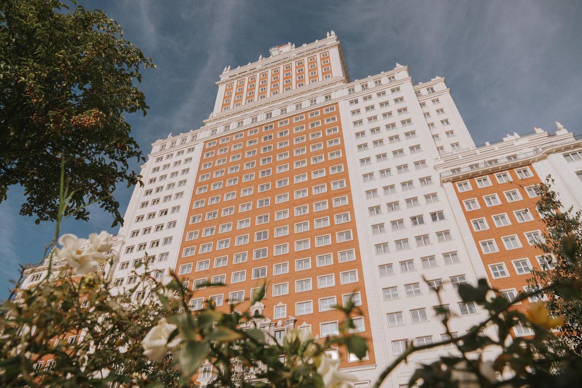Exterior del Edificio España.