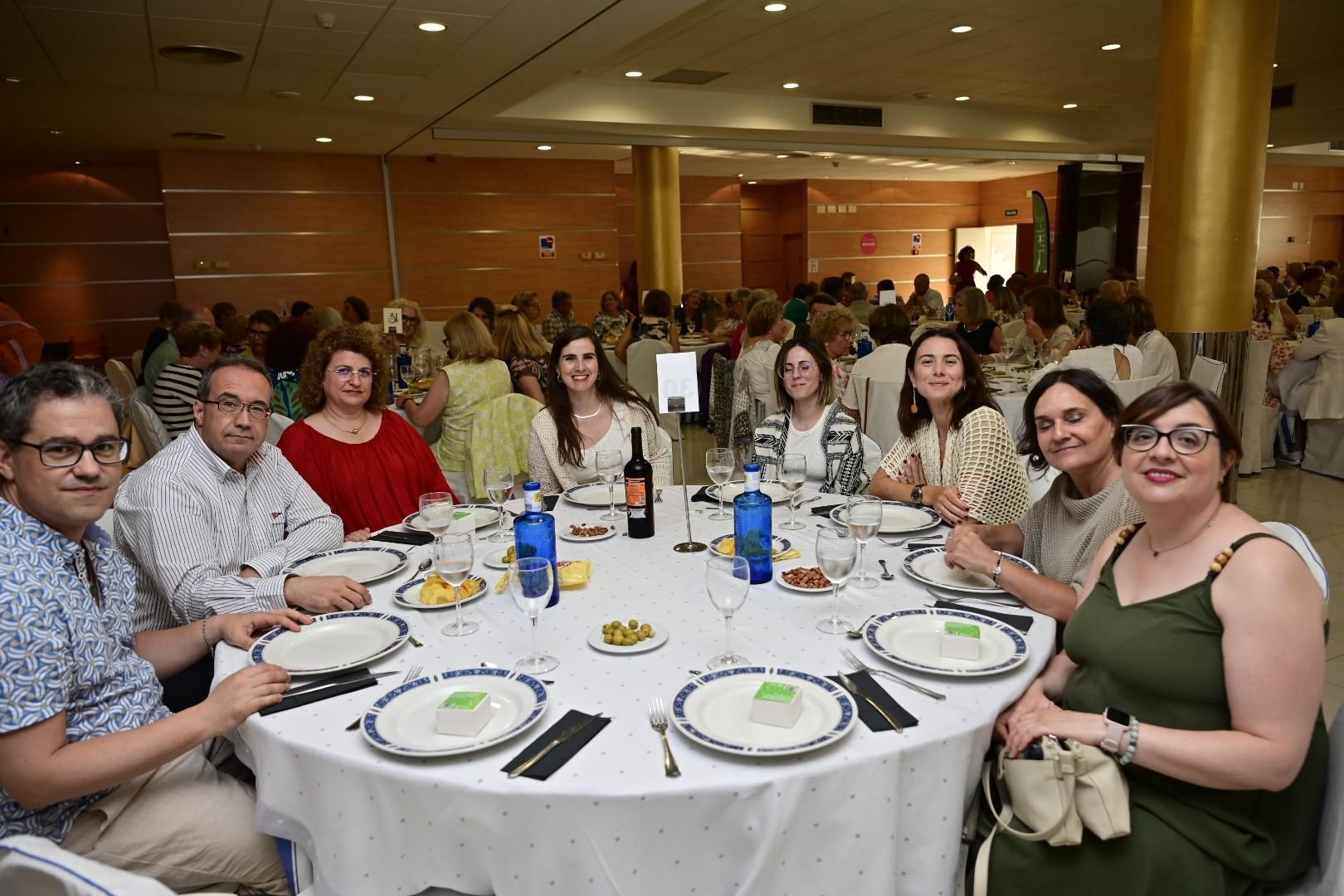 Gala solidaria a beneficio de la Asociación Conta el Cáncer en Castelló