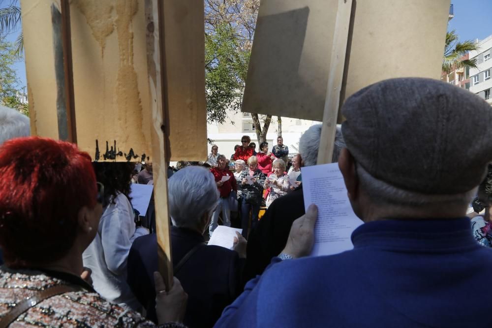 Los pensionistas se manifiestan en Torrevieja