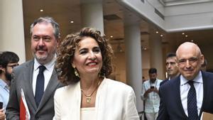 Montero evita la concreció sobre Catalunya i llança un dur atac al PP