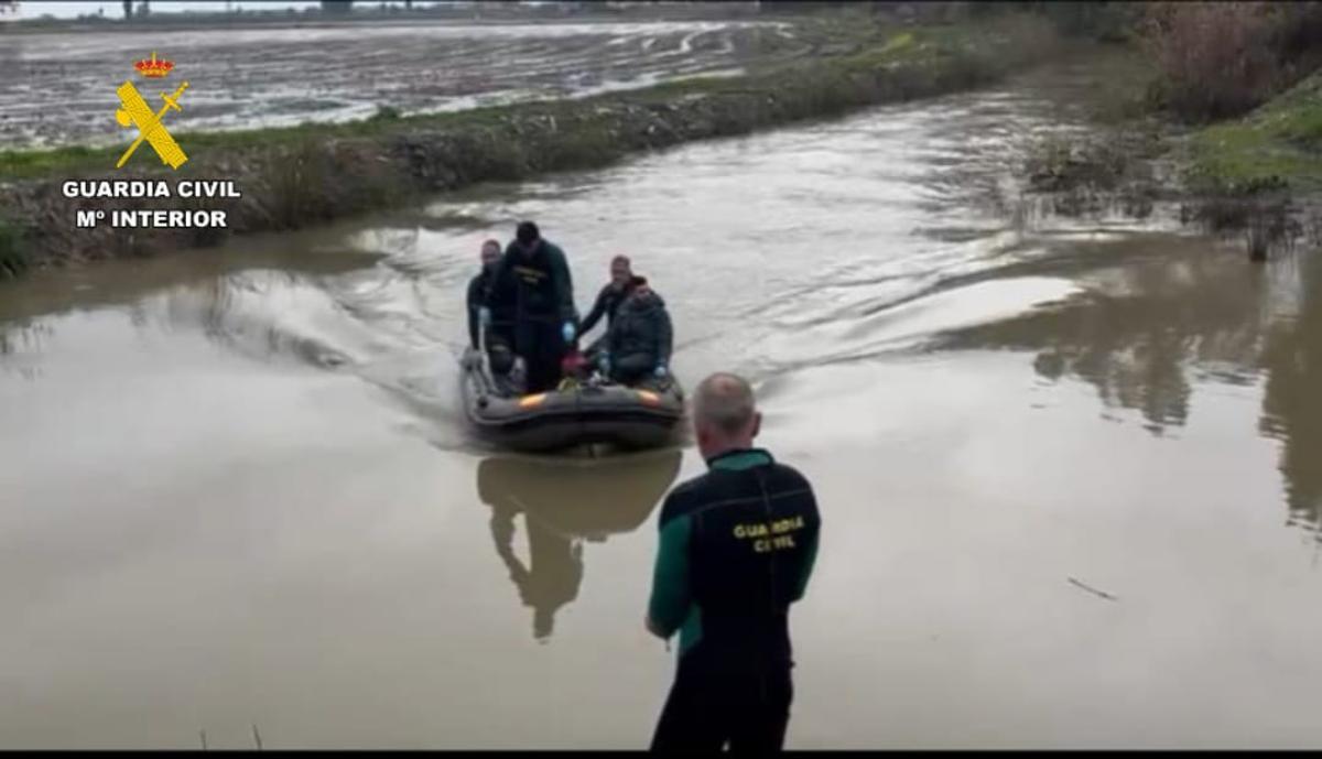 Operativo de de los GEAS de la Guardia Civil en Isla Mayor