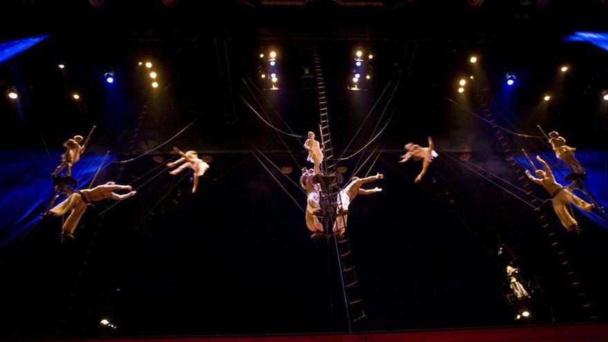 El Circo del Sol, con su espectáculo anterior, &quot;Corteo&quot;, en 2011 en Alicante