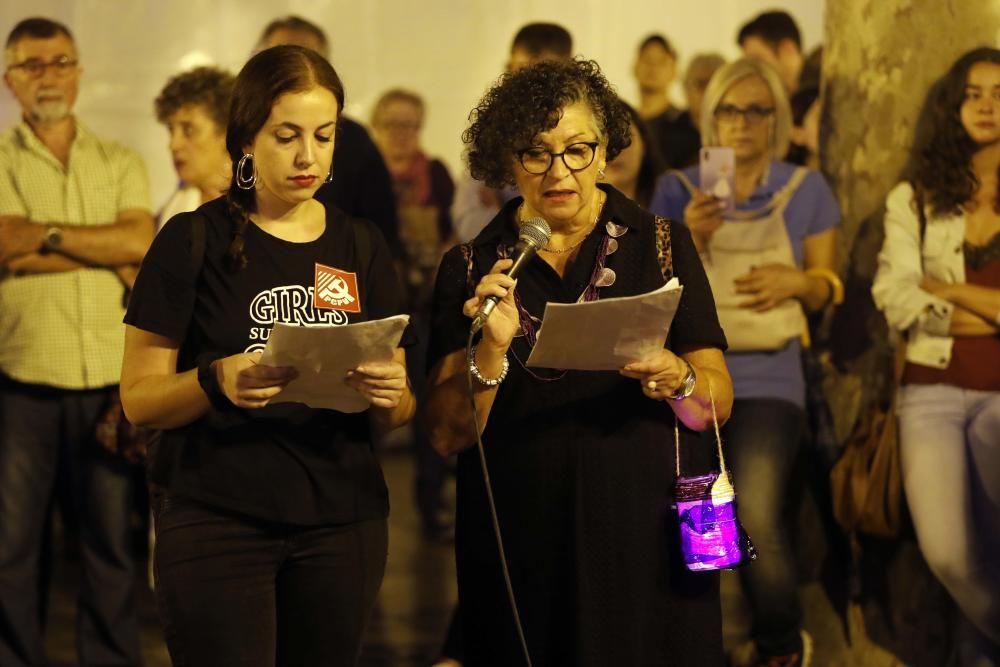 Manifestación en València por la emergencia feminista contra el maltrato