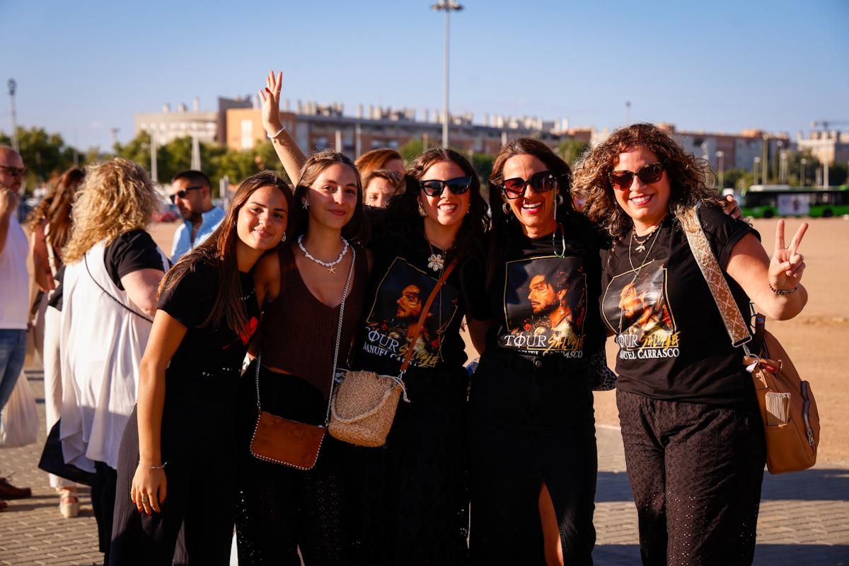 El concierto de Manuel Carrasco congrega a miles de fans en El Arenal