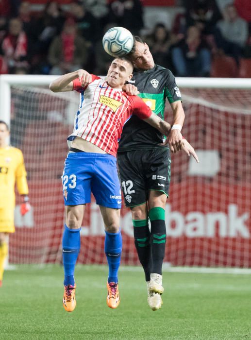 Un momento del Sporting de Gijón-Elche