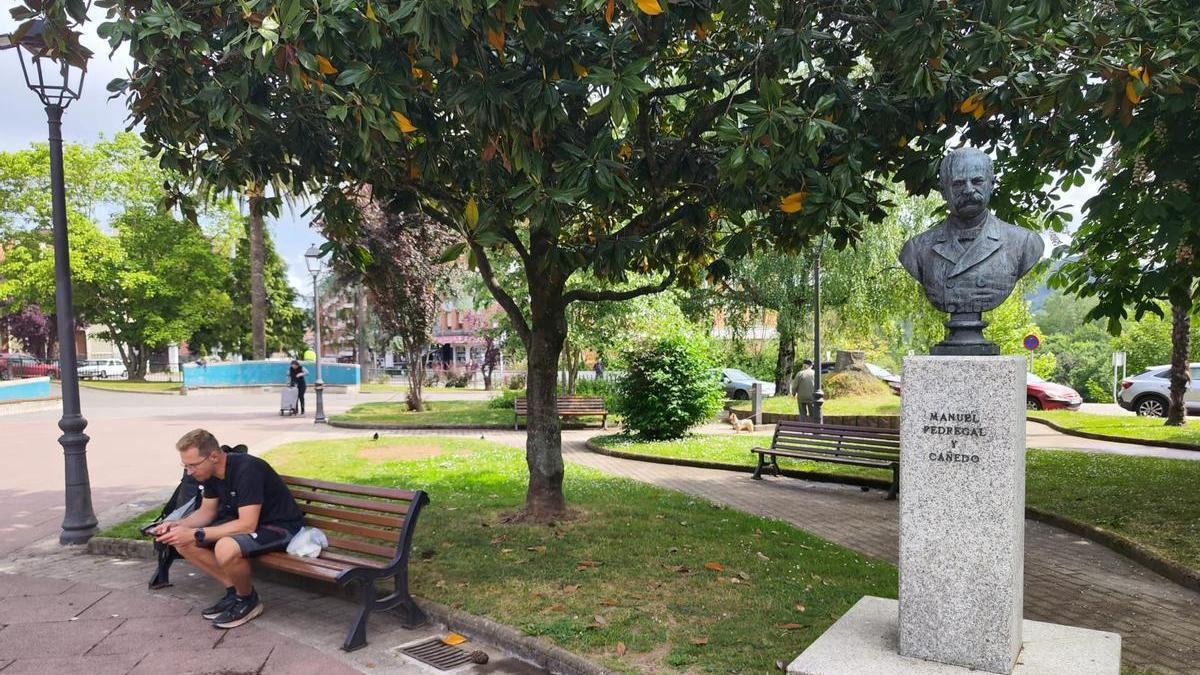 El busto que actualmente está colocado en el parque de Abajo.