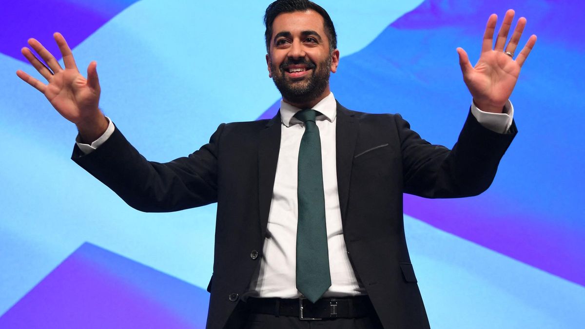 El ministro principal de Escocia y líder del SNP, Humza Yousaf, en la clausura de la conferencia anual del partido.