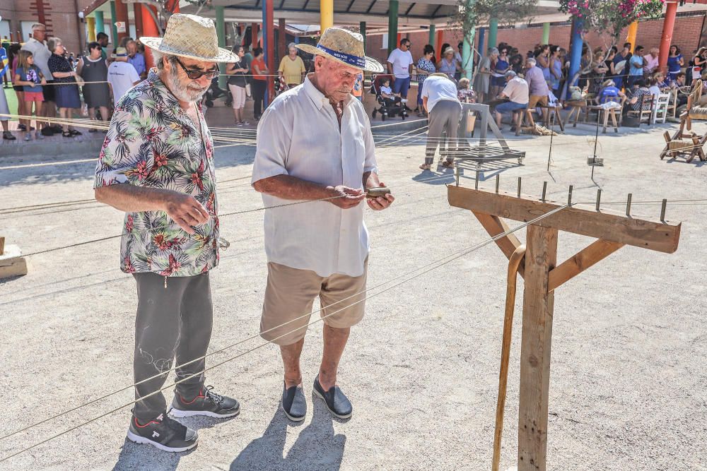 Exhibición de la Grama e Hilado del Cáñamo en Redován