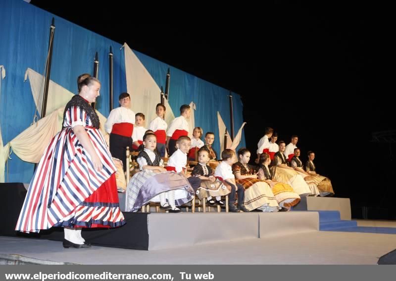 Natalia y María, reinas de fiestas en el Grao