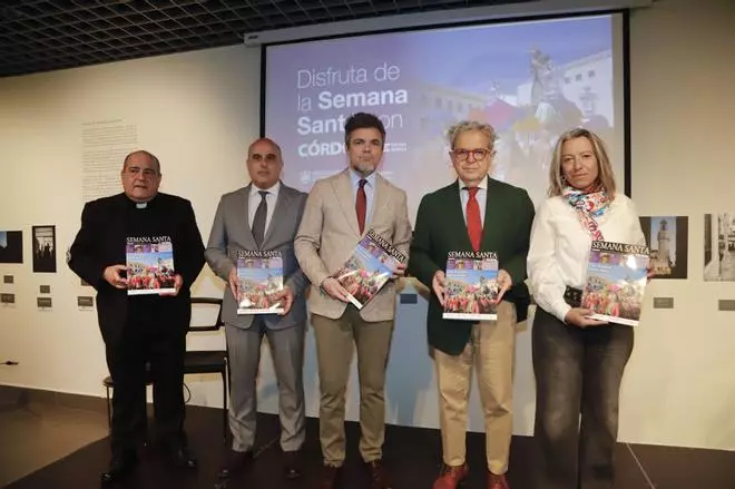 La presentación de la revista Semana Santa en Córdoba, en imágenes