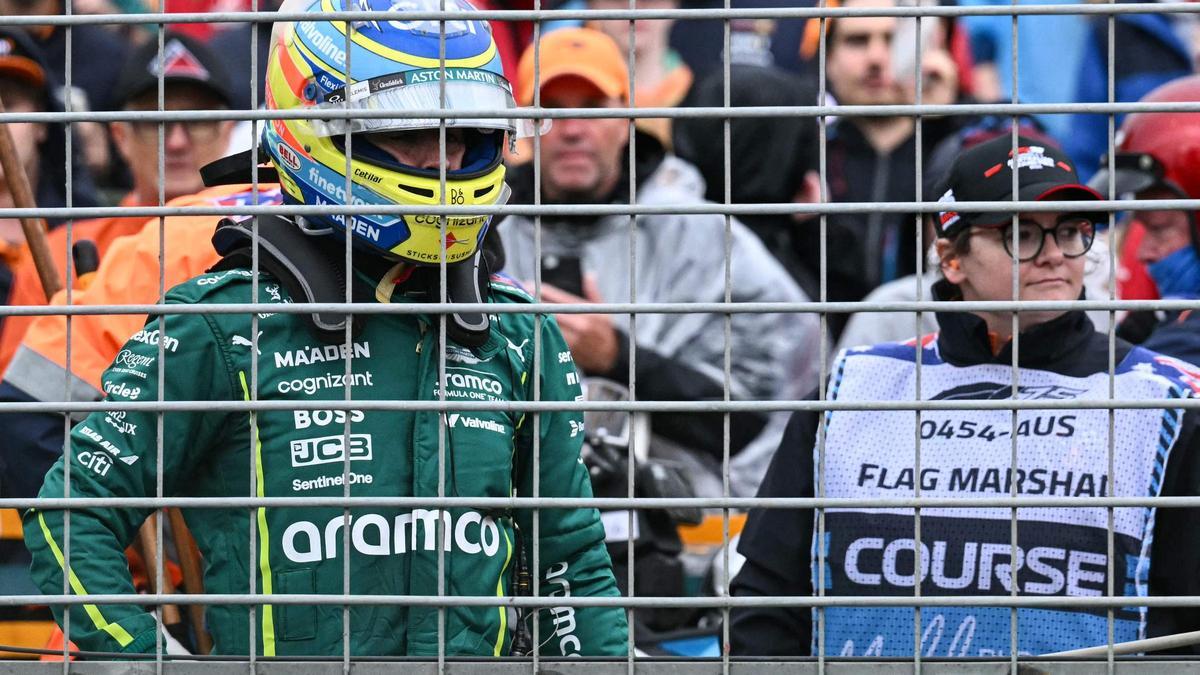 Fernando Alonso, tras su accidente en Australia.