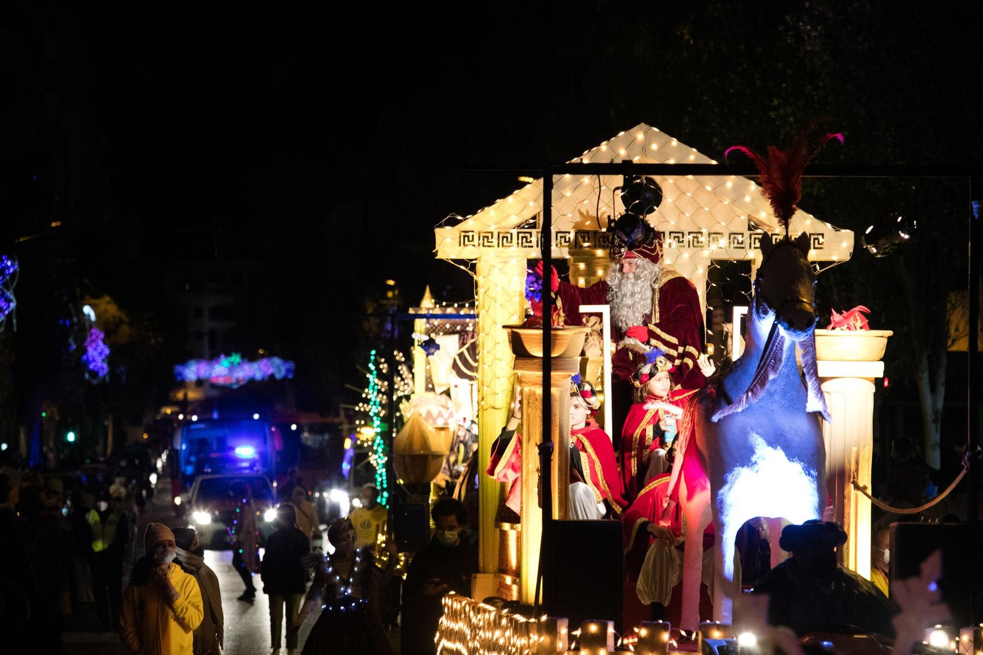 Cabalgata de los Reyes Magos en Vila.