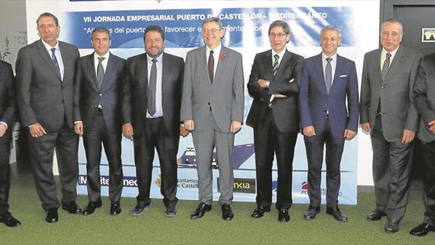 Puig resalta que el puerto es «vital» y genera el 1% del PIB de Castellón