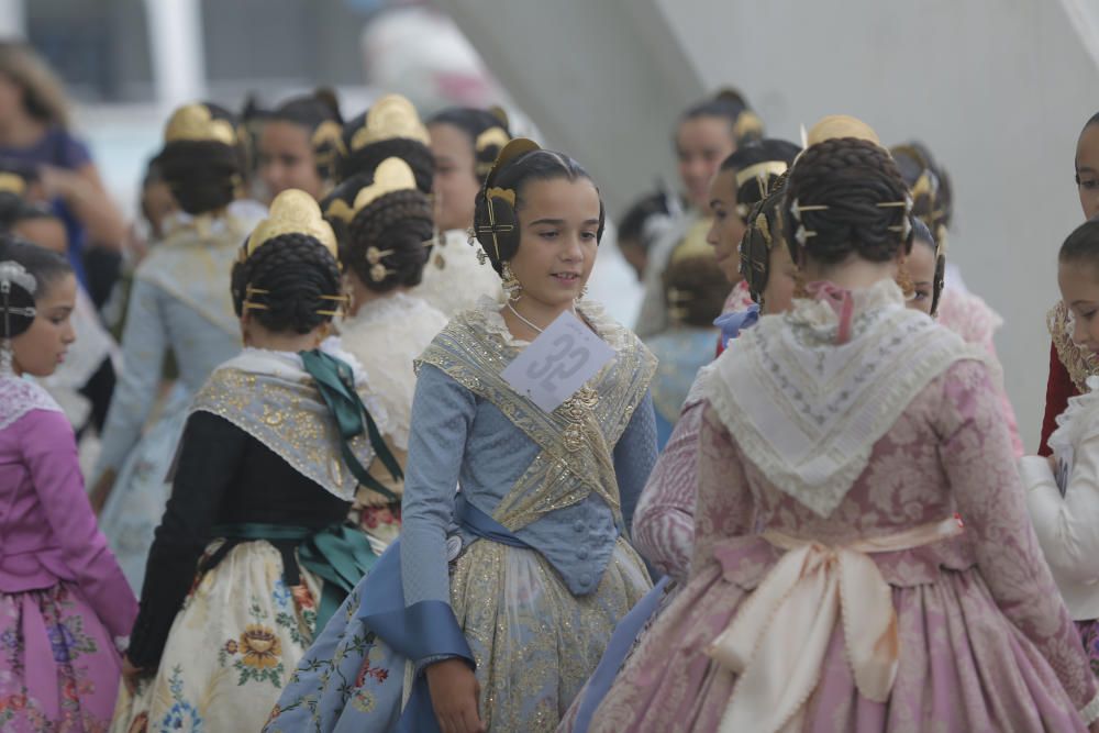 Las candidatas a Fallera Mayor Infantil visitan el Museo Príncipe Felipe