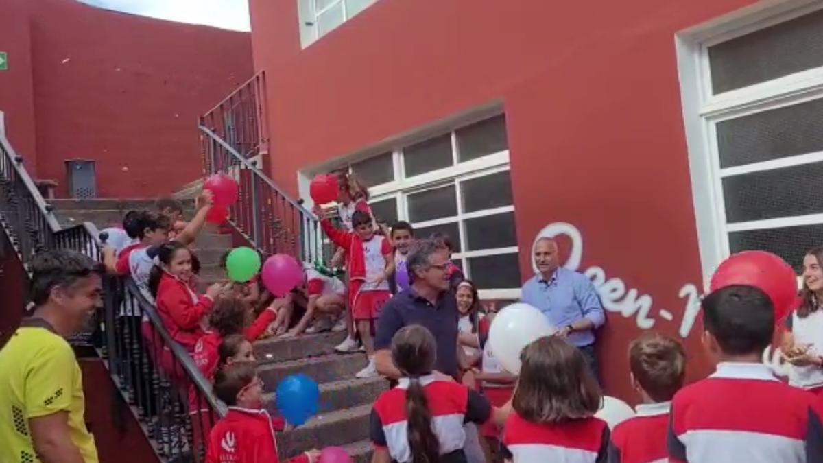 Despedida del profesor jubilado Gilberto Jorge Acosta en el Colegio Arenas