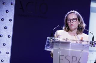 El Gobierno adelanta a 2024 la reducción del déficit al 3% del PIB para eludir la dureza de Bruselas