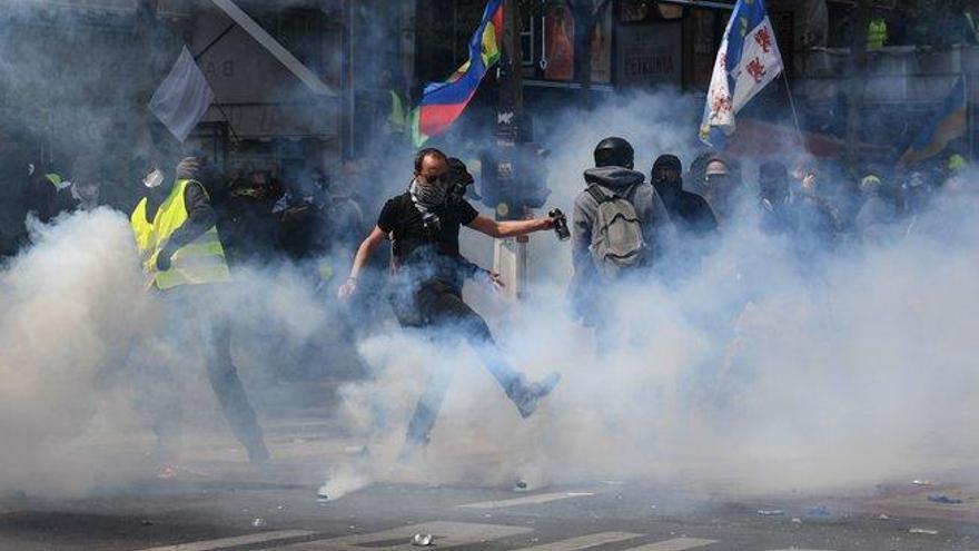 Tensión y enfrentamientos en París en el Primero de Mayo