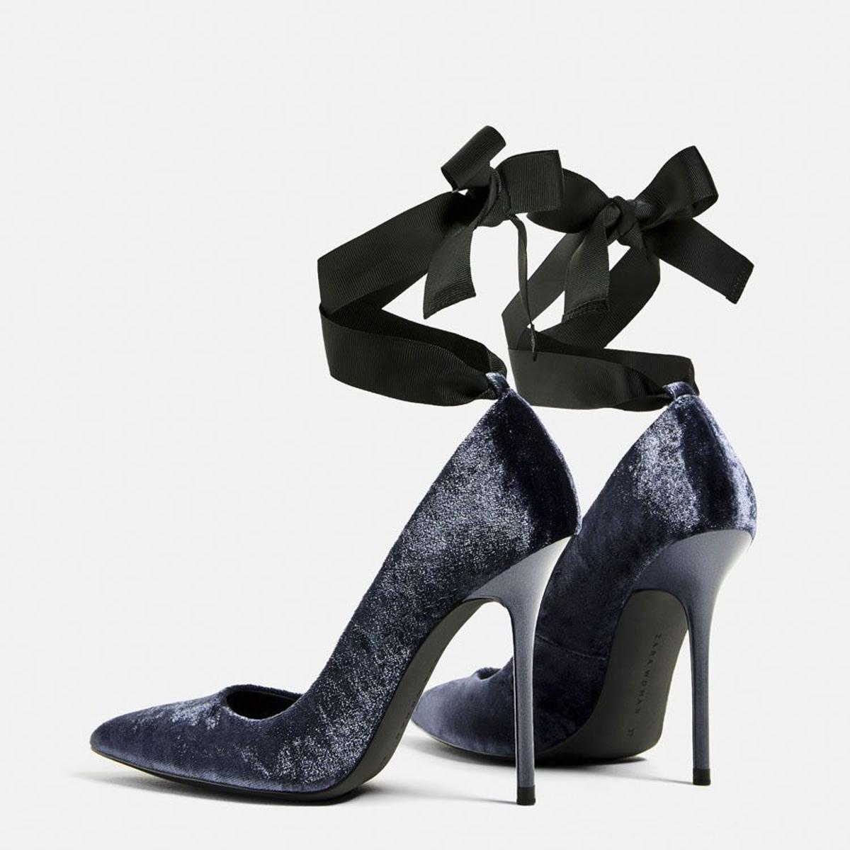 Rebajas 2017- los zapatos de Zara que vas a querer: tacón de terciopelo con lazo