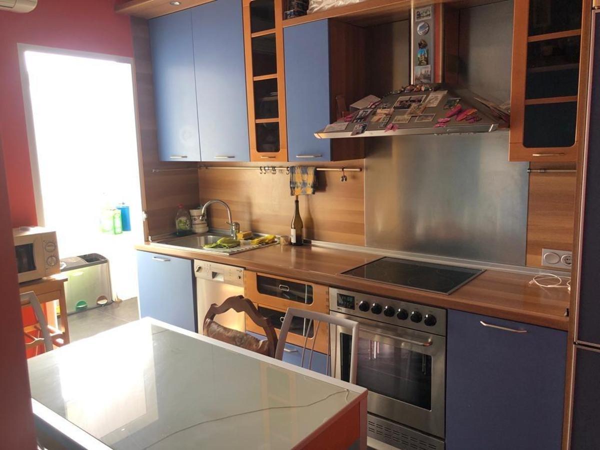 Preciosa cocina de piso en San Basilio