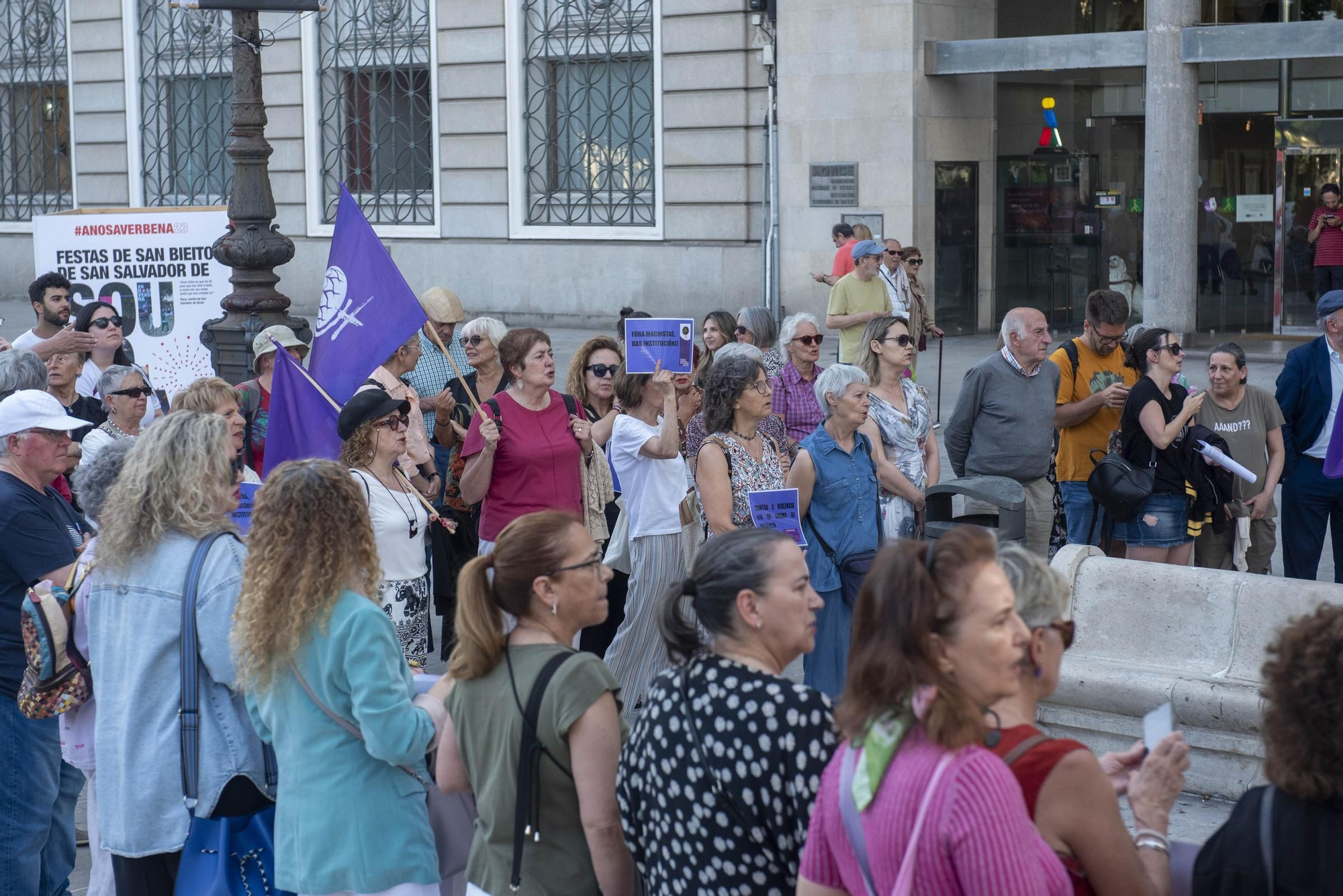 Protesta de la Marcha Mundial das Mulleres por el crimen machista de Maritza en A Coruña