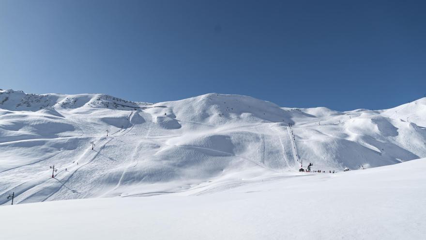 Formigal-Panticosa ofrece la mayor oferta de dominio esquiable de España con más de 140 kilómetros