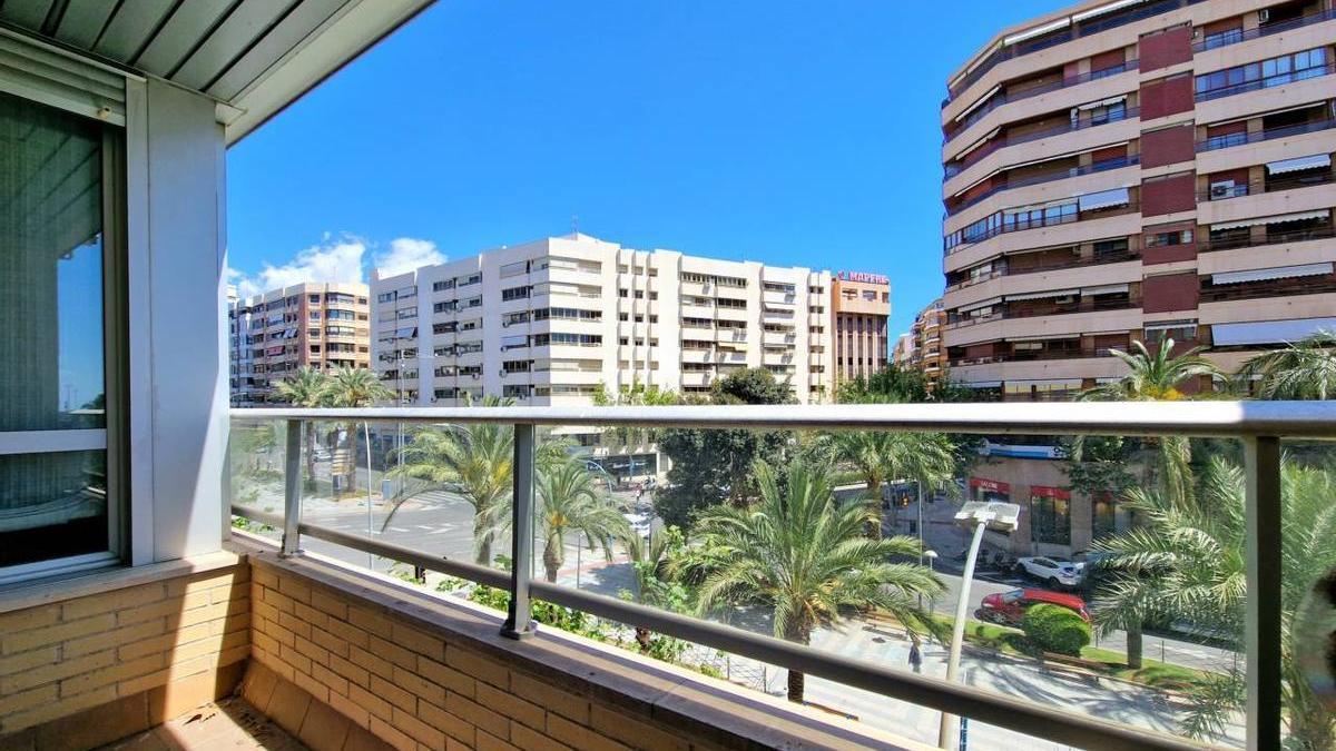 Las espectaculares vistas del piso en el centro de Alicante