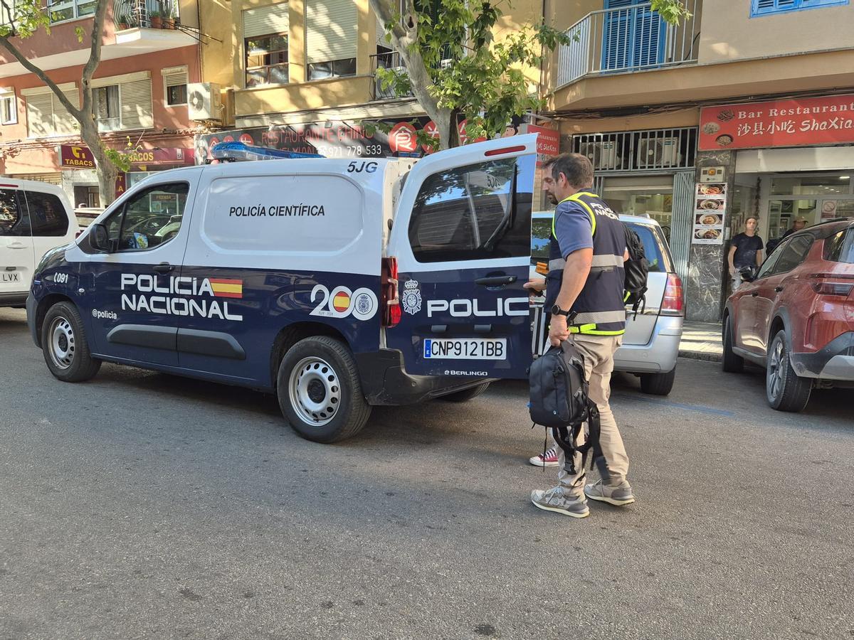 Investigan un presunto asesinato en el barrio de Pere Garau de Palma Investigan un presunto asesinato en el barrio de Pere Garau de Palma