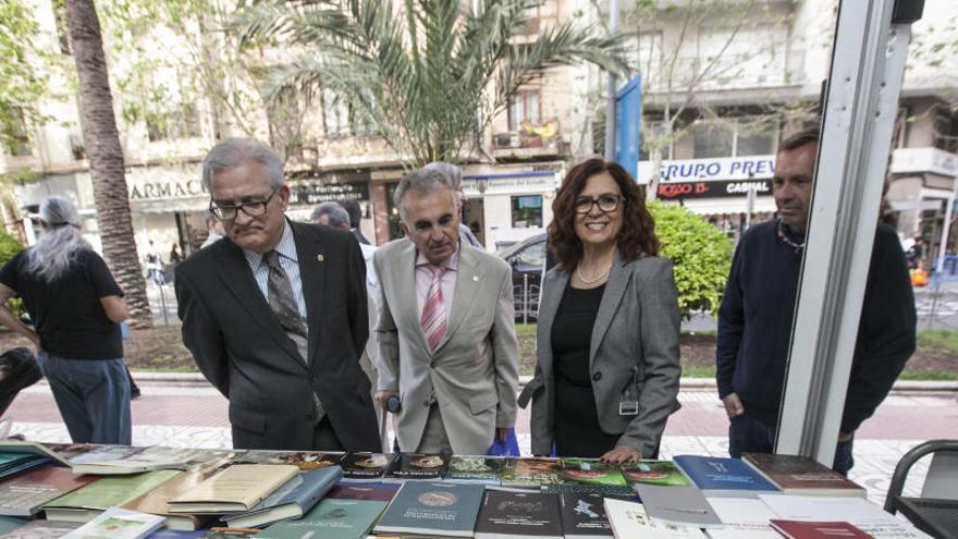 Carros de Foc inaugurará la Feria del Libro de Alicante