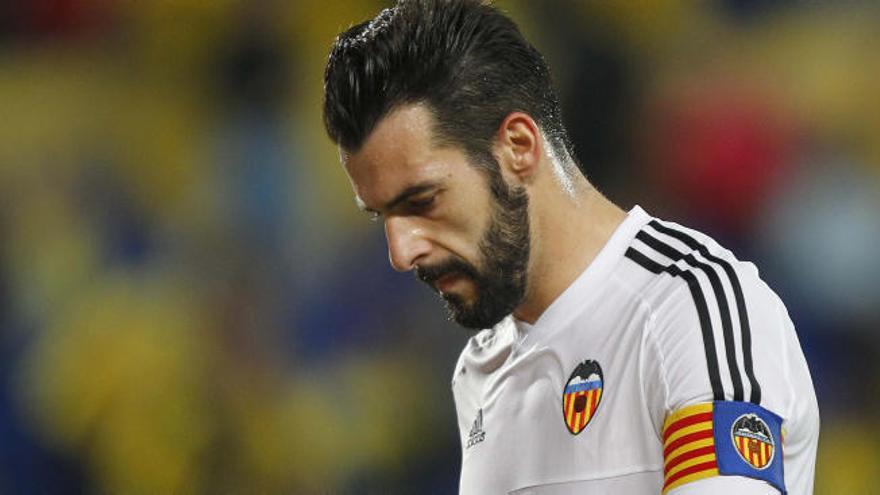 El Valencia mete presión a Álvaro Negredo