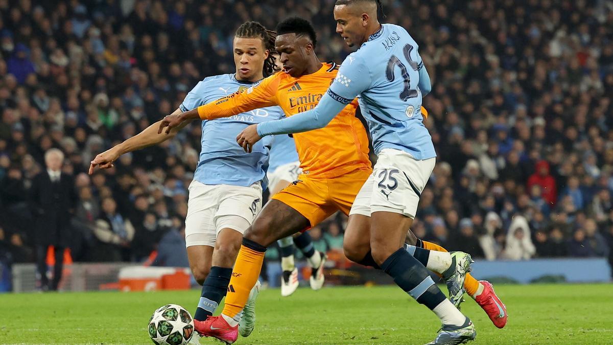 Chelsea - Noah: El gol de Axel Disasi