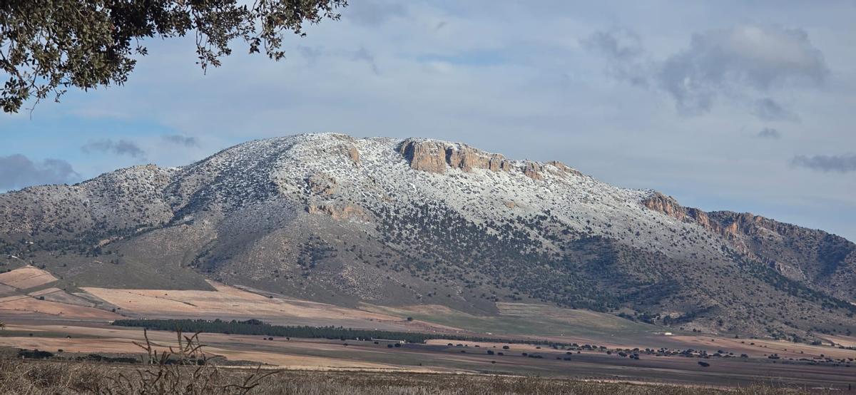 Aspecto del Macizo de Revolcadores esta mañana.