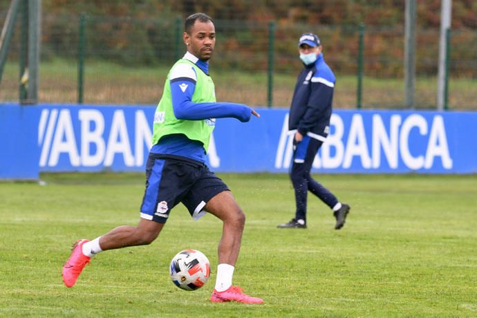 Rolan entrena con el grupo y Valín, lesionado