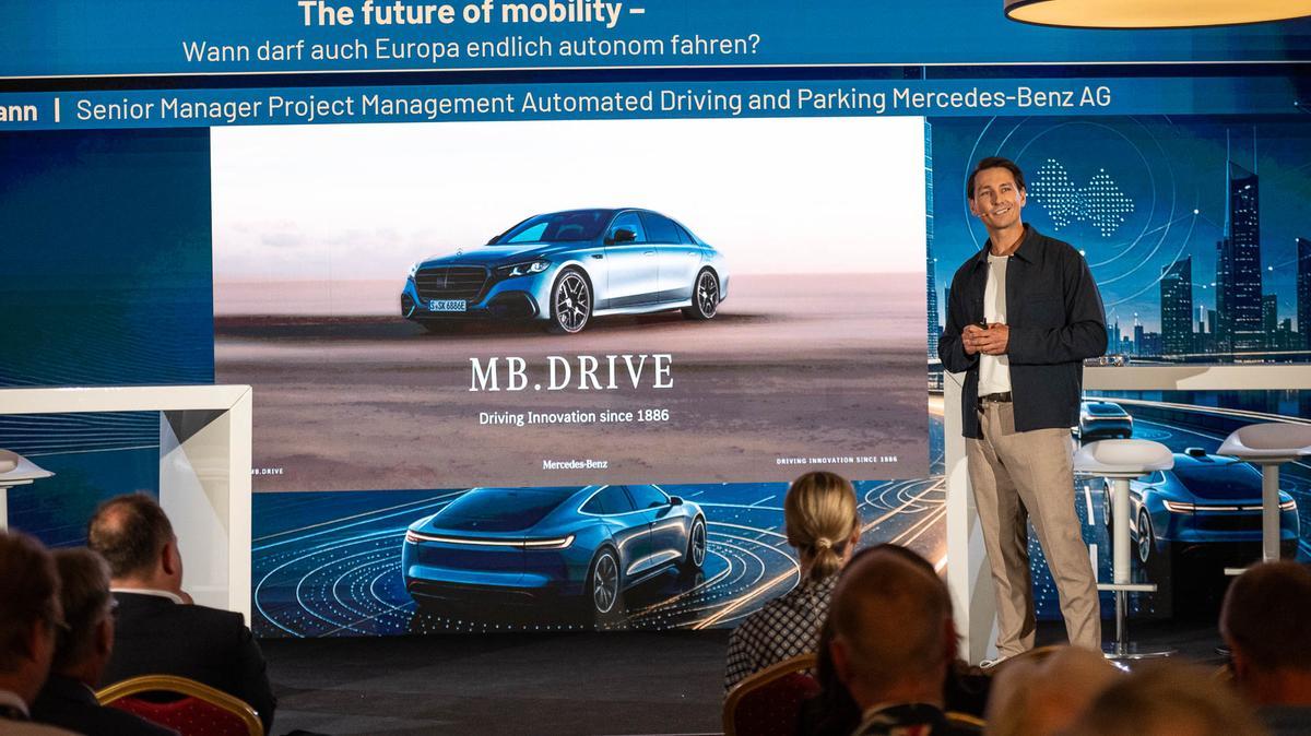 Rafael Kleinmann, Senior Manager Project Management Automated Driving and Parking Mercedes-Benz AG, spricht über die Zukunft der Mobilität.