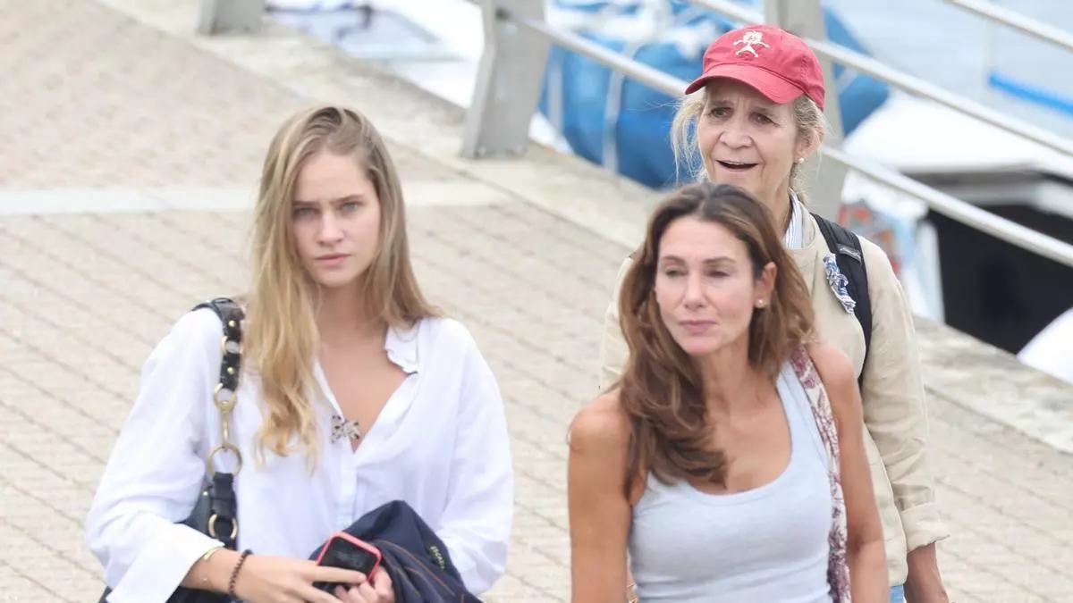 La Infanta Elena, Irene Urdangarin... Don Juan Carlos se reúne con su familia en Sanxenxo