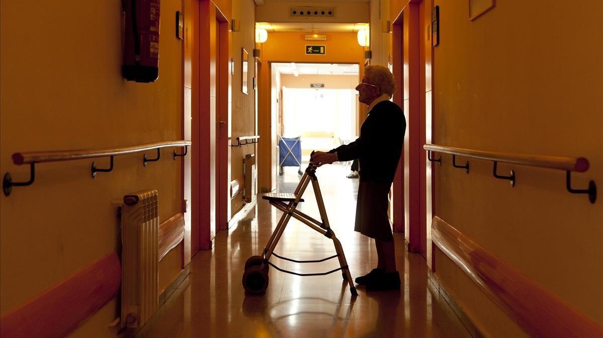 Lleida: Solo un anciano libre de covid en una residencia en Tremp, Cataluña, España