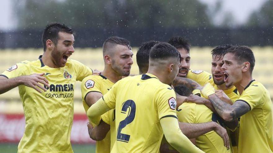 El Villarreal B vence al filial del Espanyol y asalta el liderato (3-1)