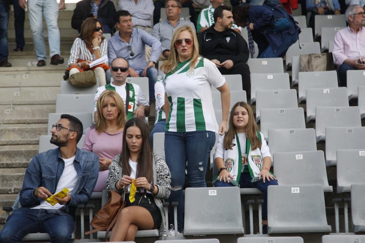 Los aficionados del Córdoba CF en el Arcángel