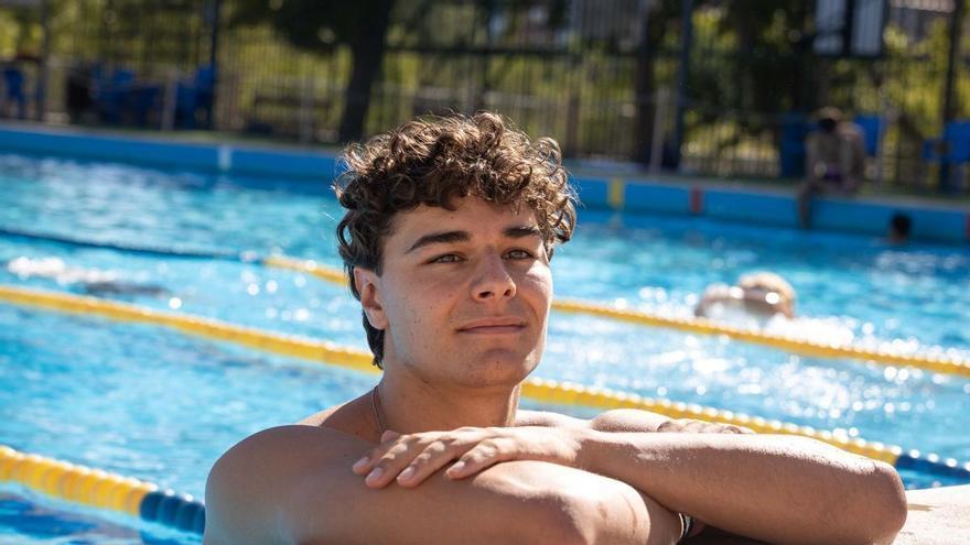 Adrián Andrés: Natación Turolense Brilla con Bronce Nacional