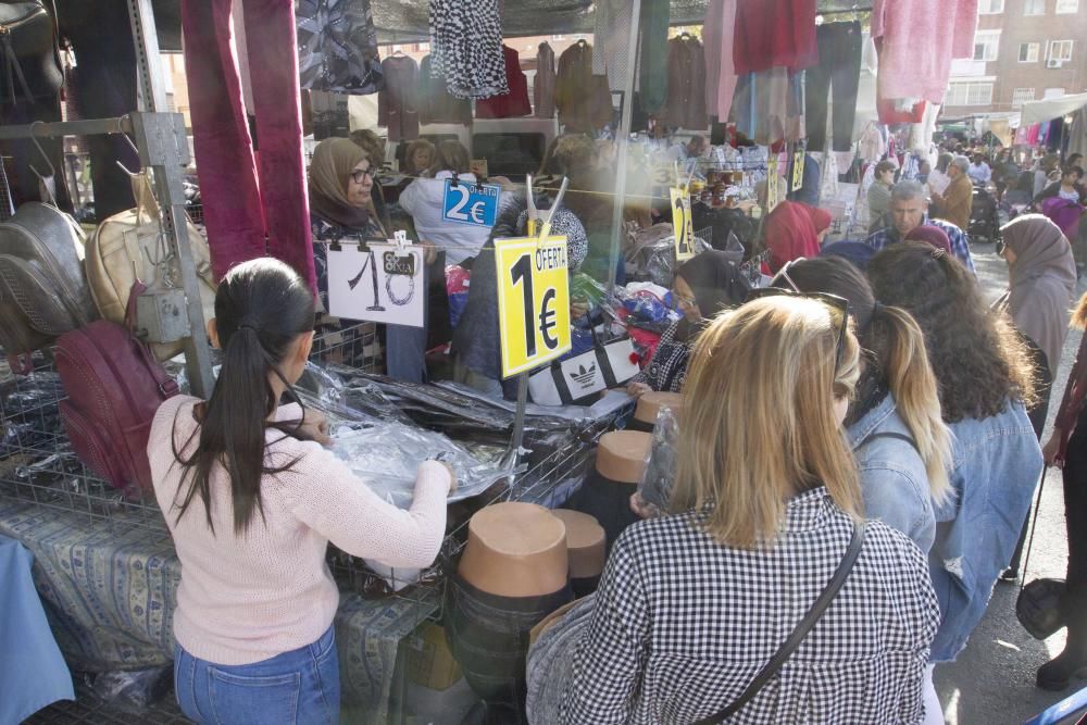 Mercadillo semanal del Cénit