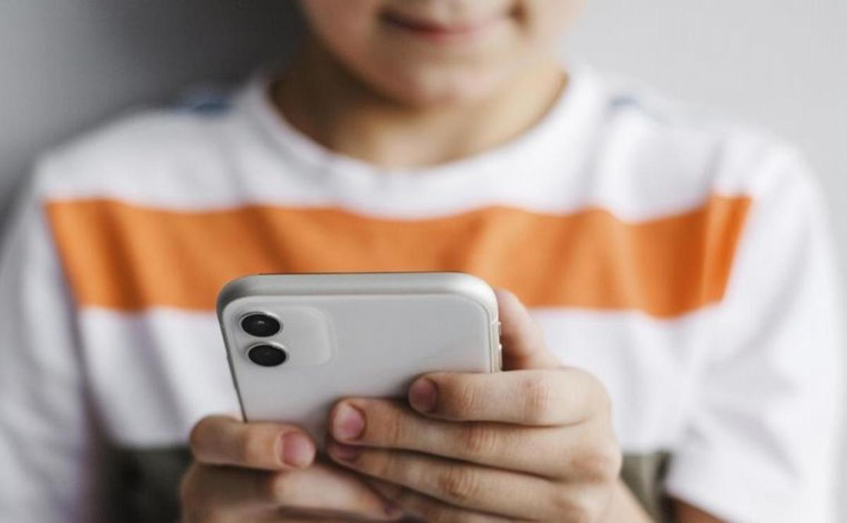 La edad media del primer contacto con contenidos pornográficos en España se sitúa en torno a los 9 y 11 años.