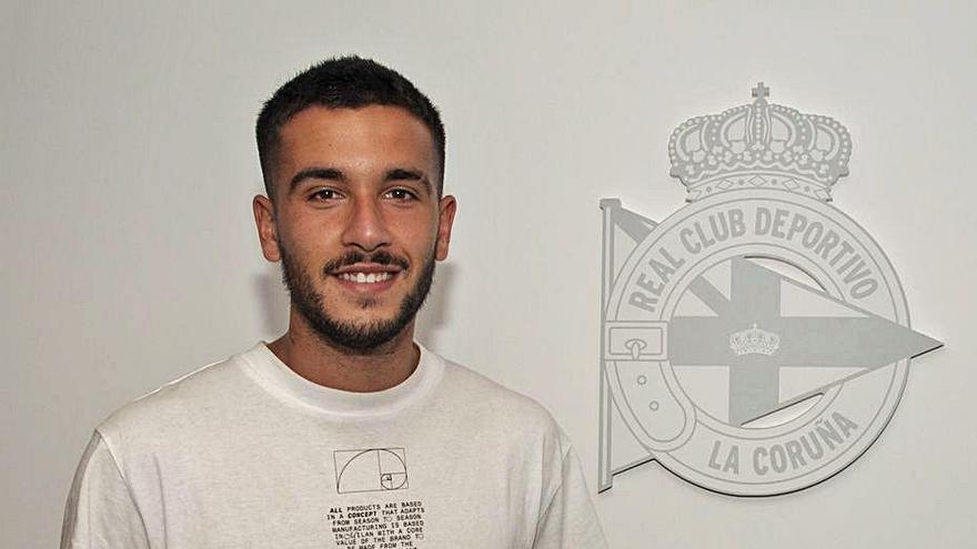 Adrián Castro refuerza el ataque del Fabril