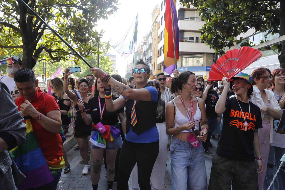 El desfile del Orgullo en Gijón, en imágenes