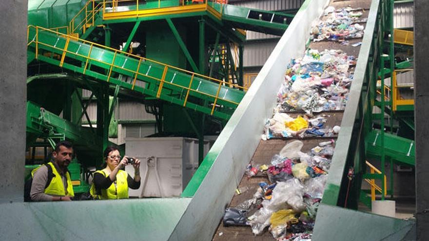 La Diputación recoge 55 toneladas diarias de residuos para reciclaje