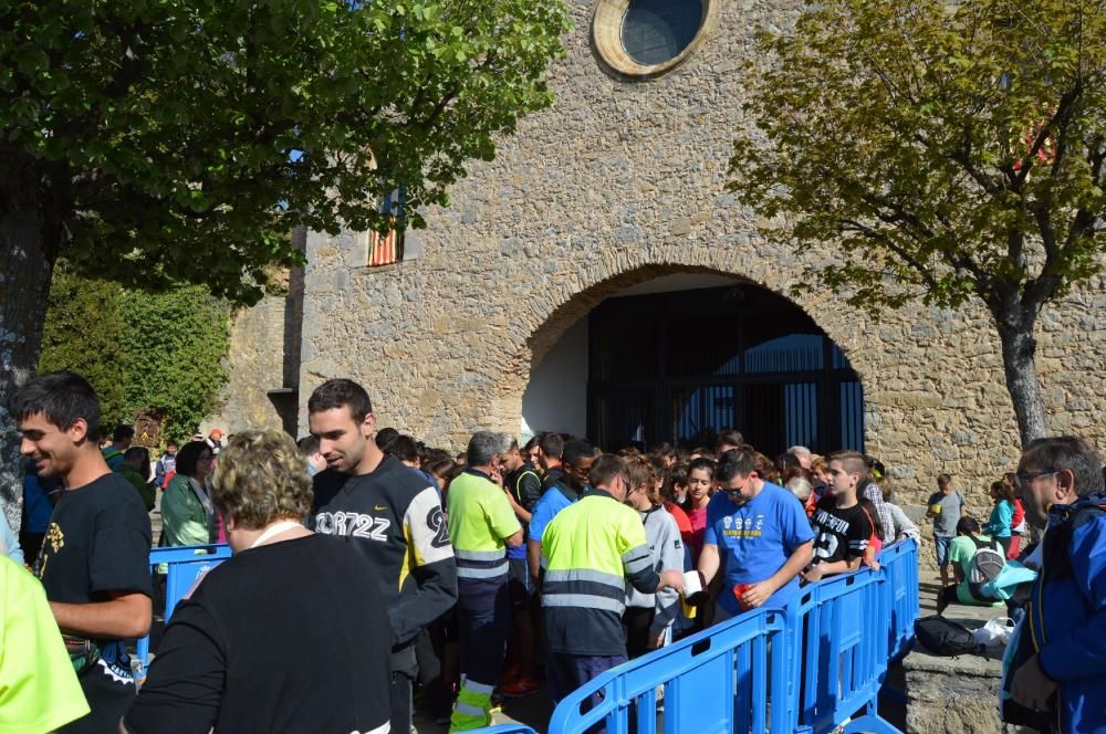 Els berguedans renoven el vot de poble i pugen a Queralt per celebrar Sant Marc