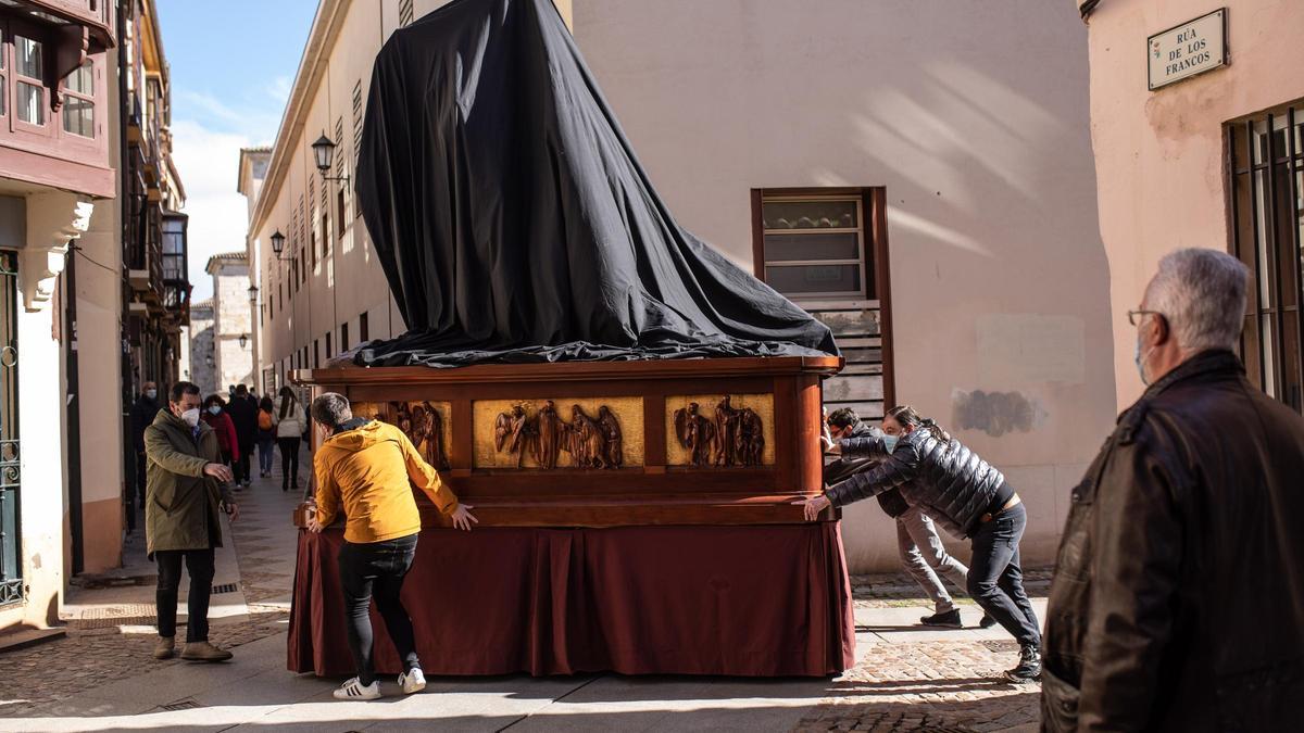 Traslado de Redención de la Panera de Jesús Nazareno al Museo de Semana Santa