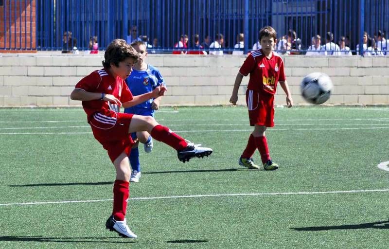 Fútbol: Amistad - Actur Pablo Iglesias (Benjamín Final)