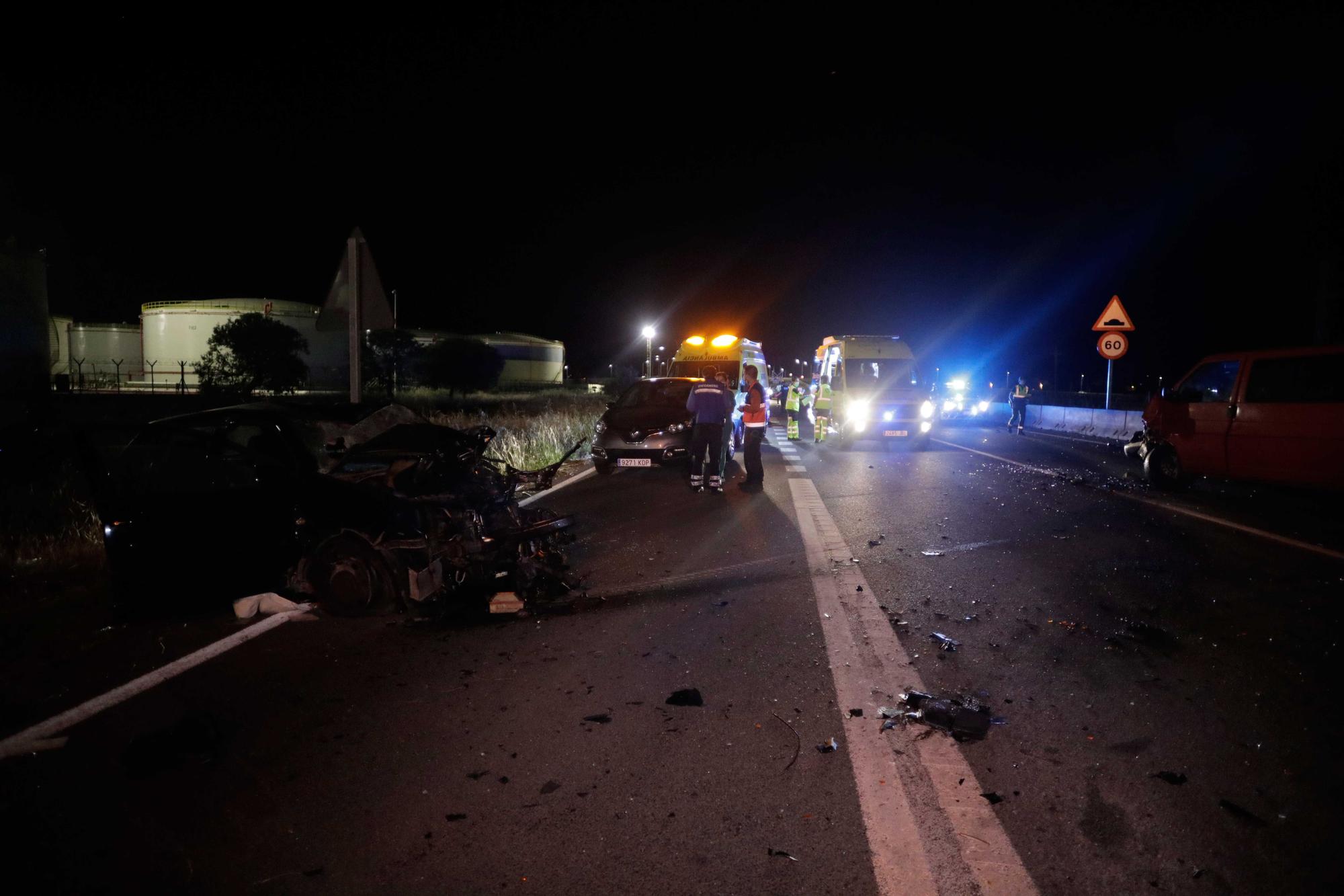 Mueren dos motoristas en un accidente de tráfico en Palma