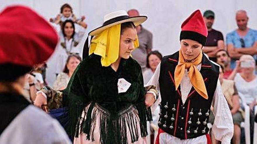 &#039;Ball pagès&#039; en las fiestas de Sant Miquel.