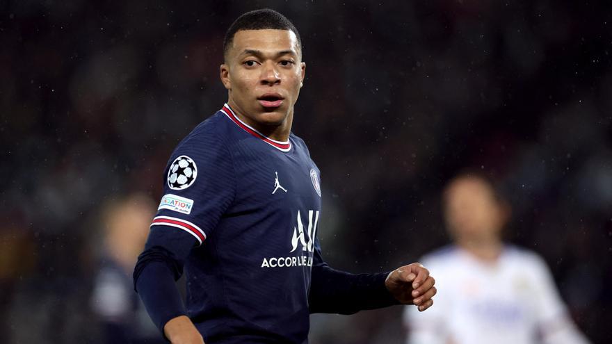 Mbappé, listo para jugar contra el Real Madrid