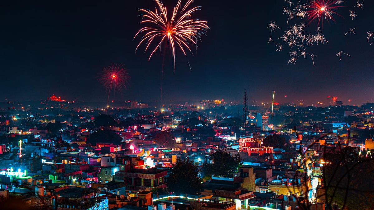 ¡La &quot;Navidad&quot; ha llegado a la India! Así celebran Diwali